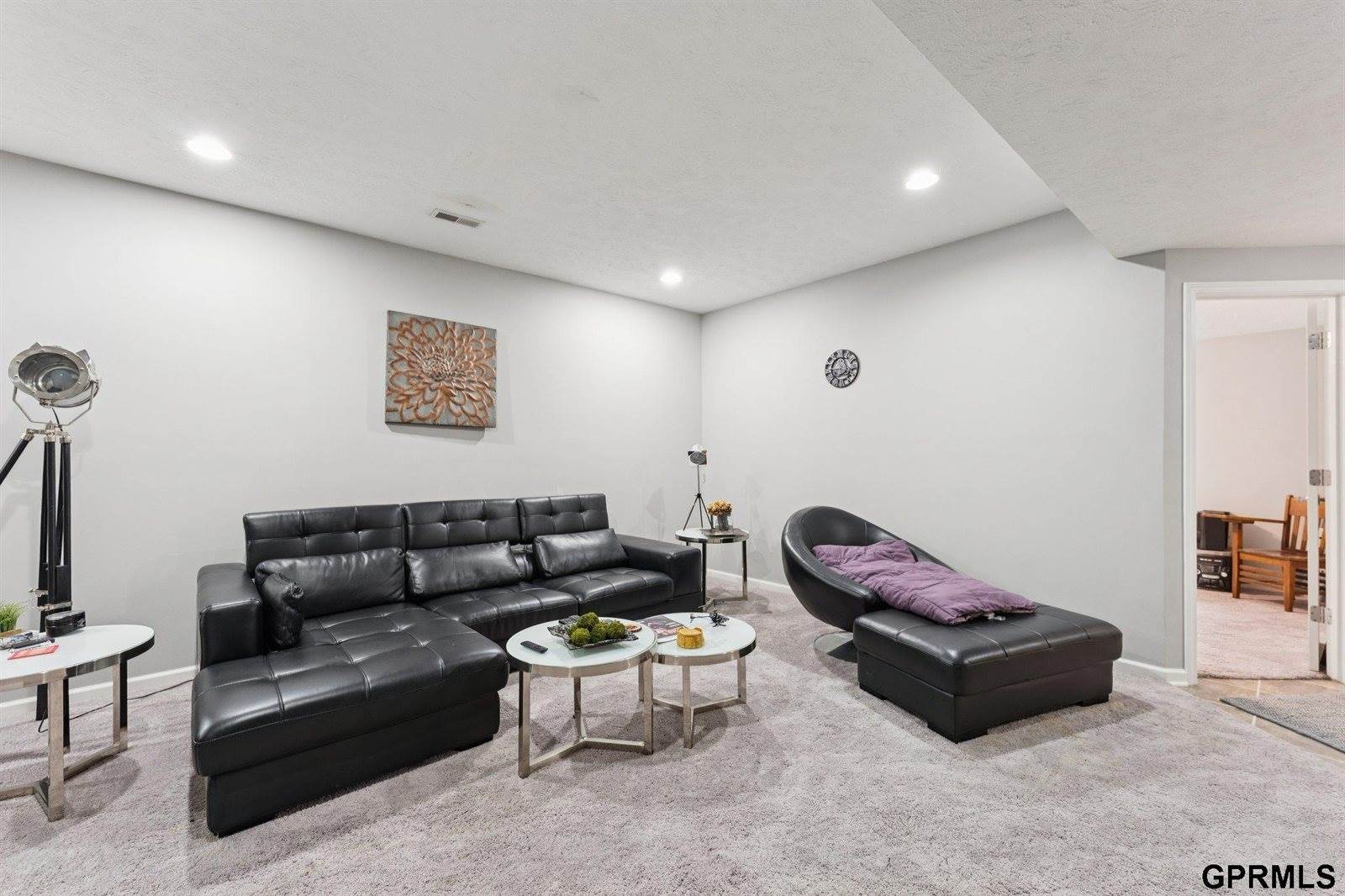 2221 Placid Lake Drive, Papillion, NE 68046