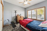 2221 Placid Lake Drive, Papillion, NE 68046