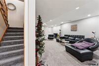 2221 Placid Lake Drive, Papillion, NE 68046