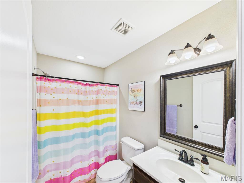 109 Ash Court, Saint Robert, MO 65584