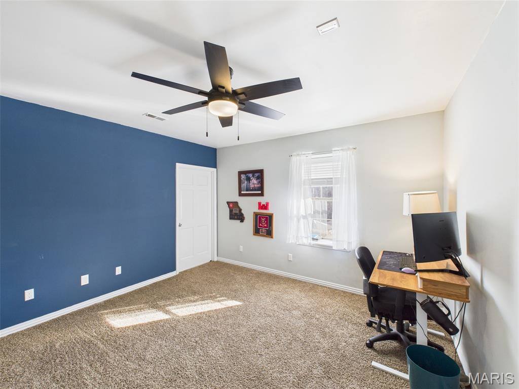 109 Ash Court, Saint Robert, MO 65584