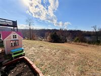 109 Ash Court, Saint Robert, MO 65584