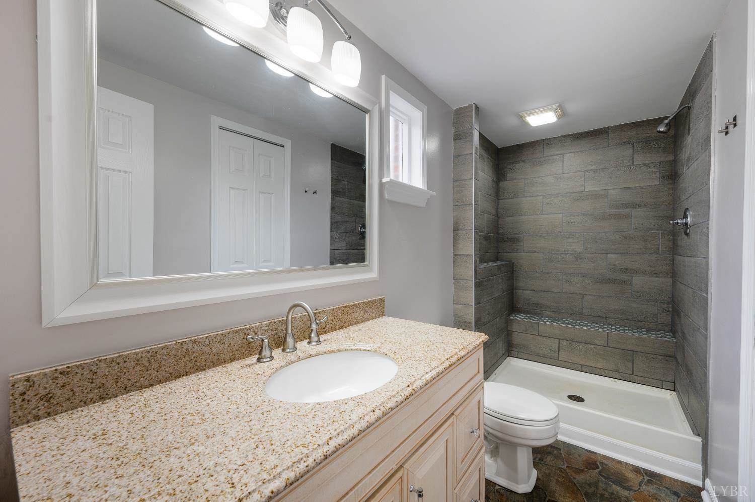 1765 Waterlick Road, Lynchburg, VA 24502