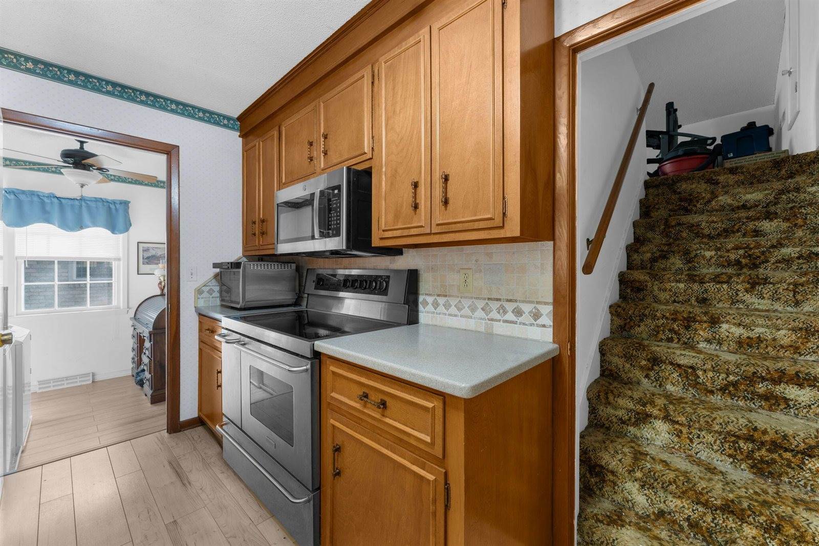 219 Runnymede Lane, Summerville, SC 29485