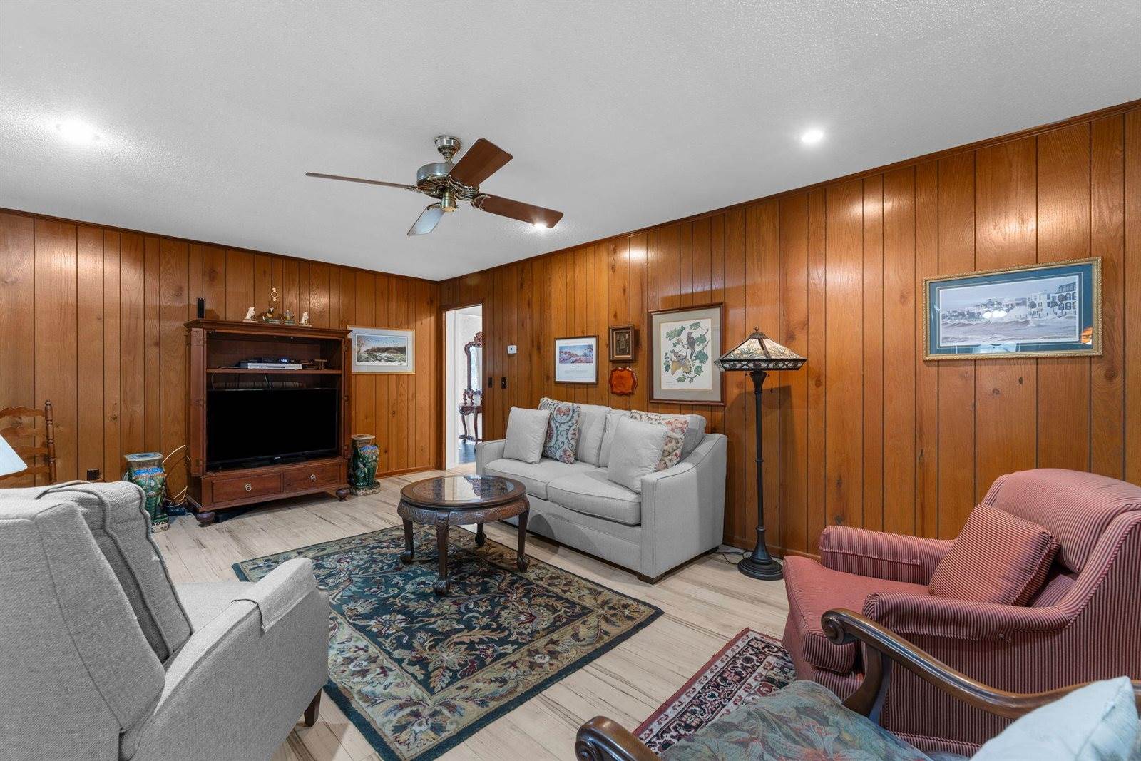 219 Runnymede Lane, Summerville, SC 29485