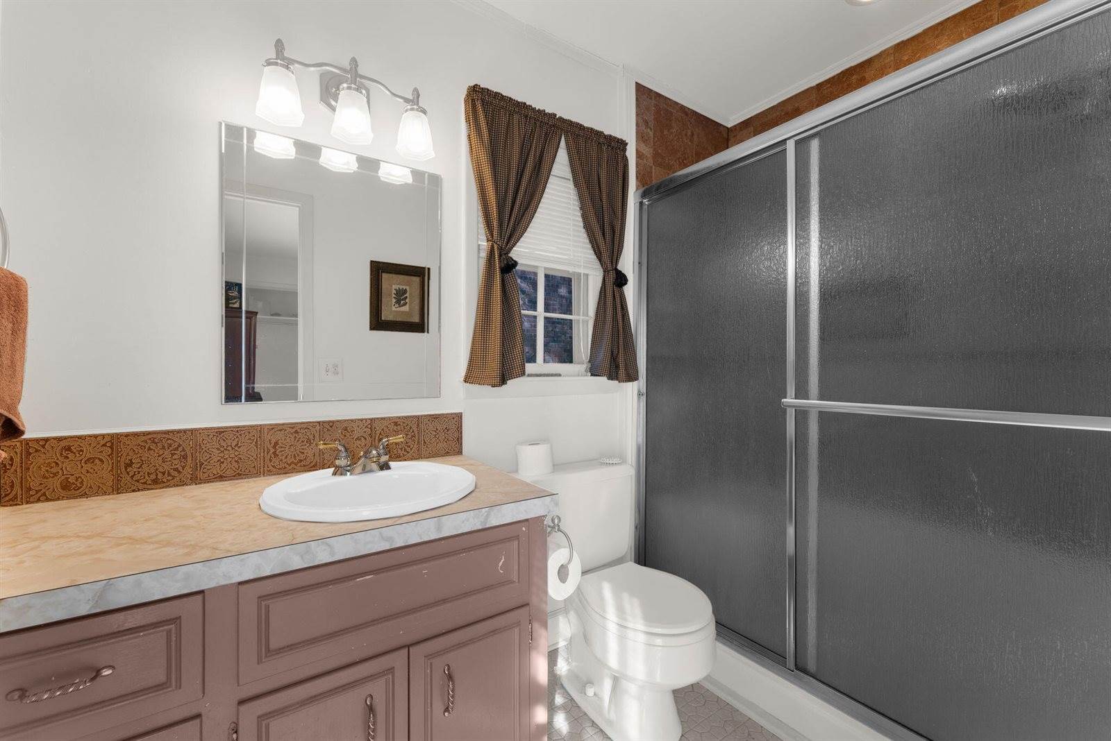 219 Runnymede Lane, Summerville, SC 29485