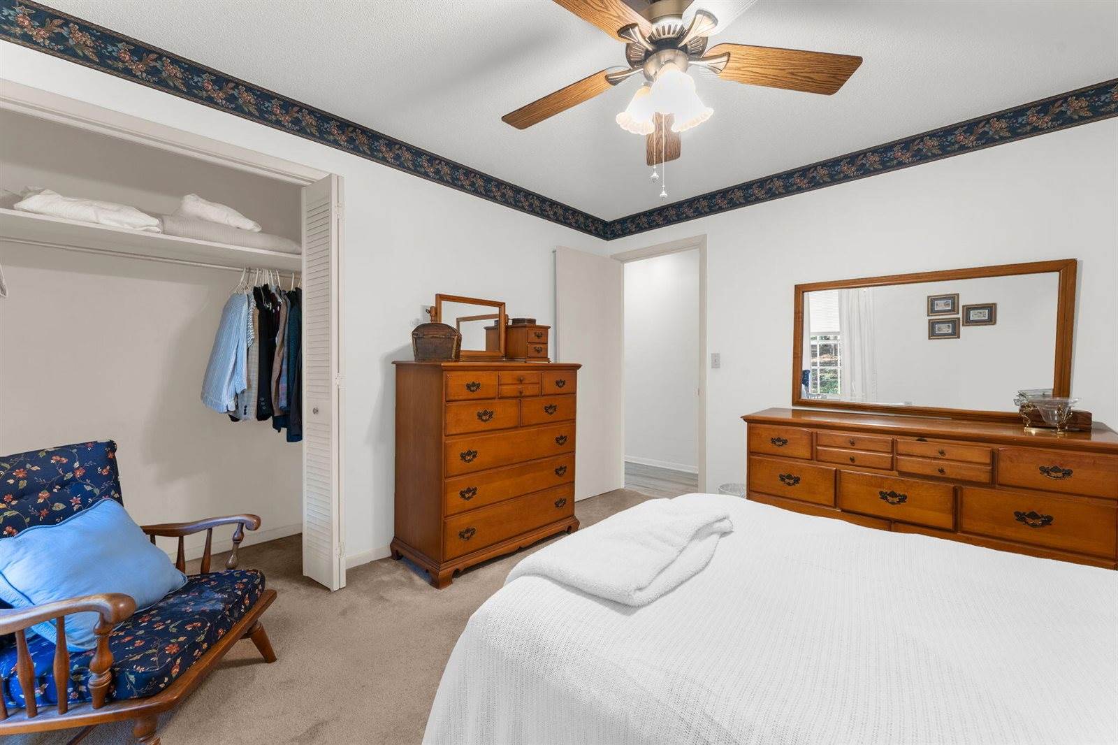 219 Runnymede Lane, Summerville, SC 29485