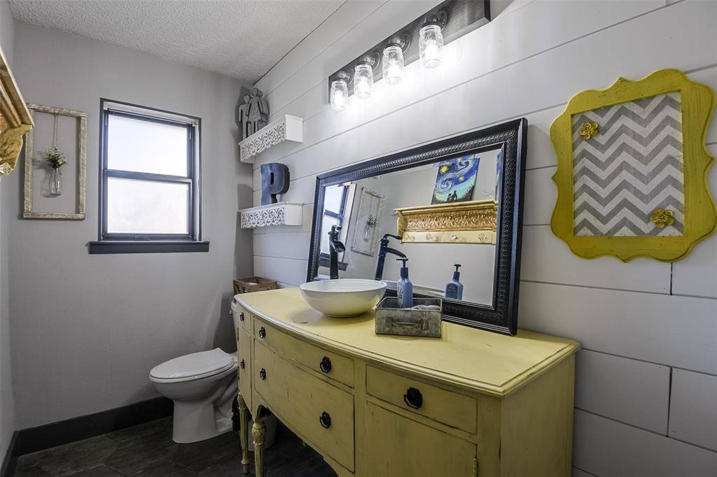 4109 Newport Bay Court, Granbury, TX 76049