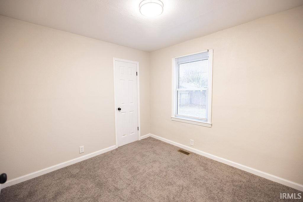 2715 S Meeker Avenue, Muncie, IN 47302