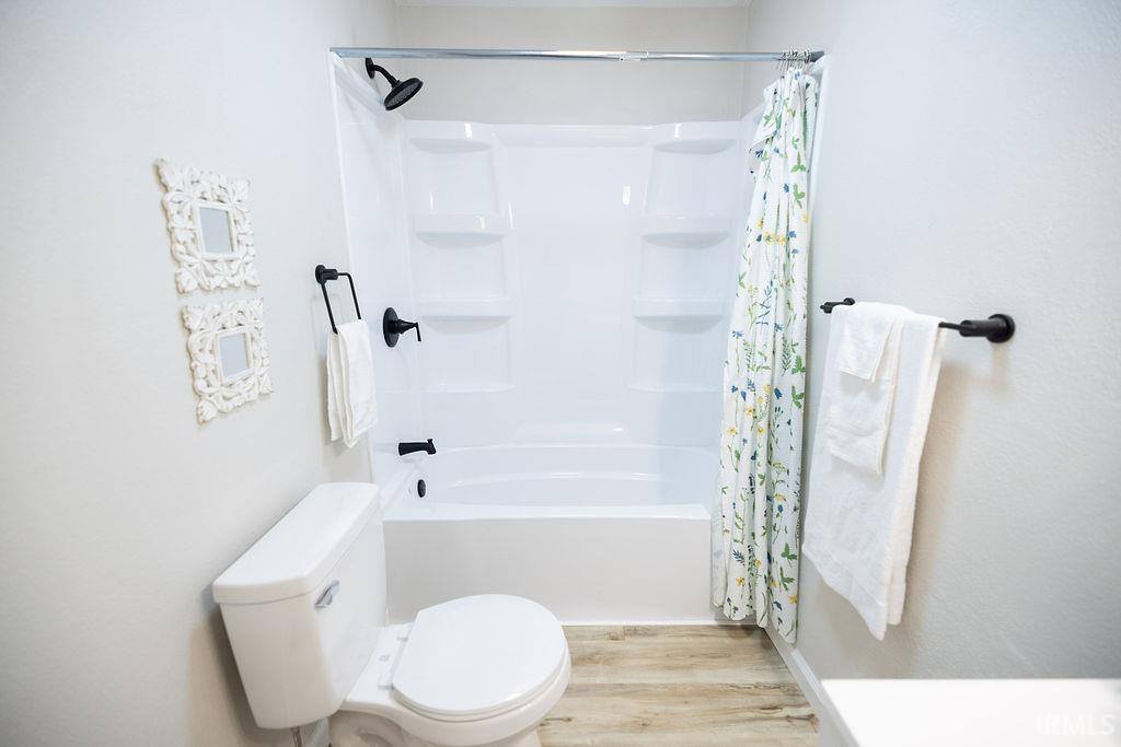 2715 S Meeker Avenue, Muncie, IN 47302