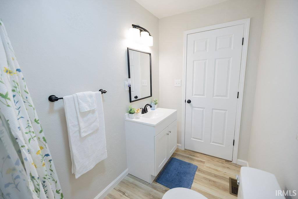 2715 S Meeker Avenue, Muncie, IN 47302