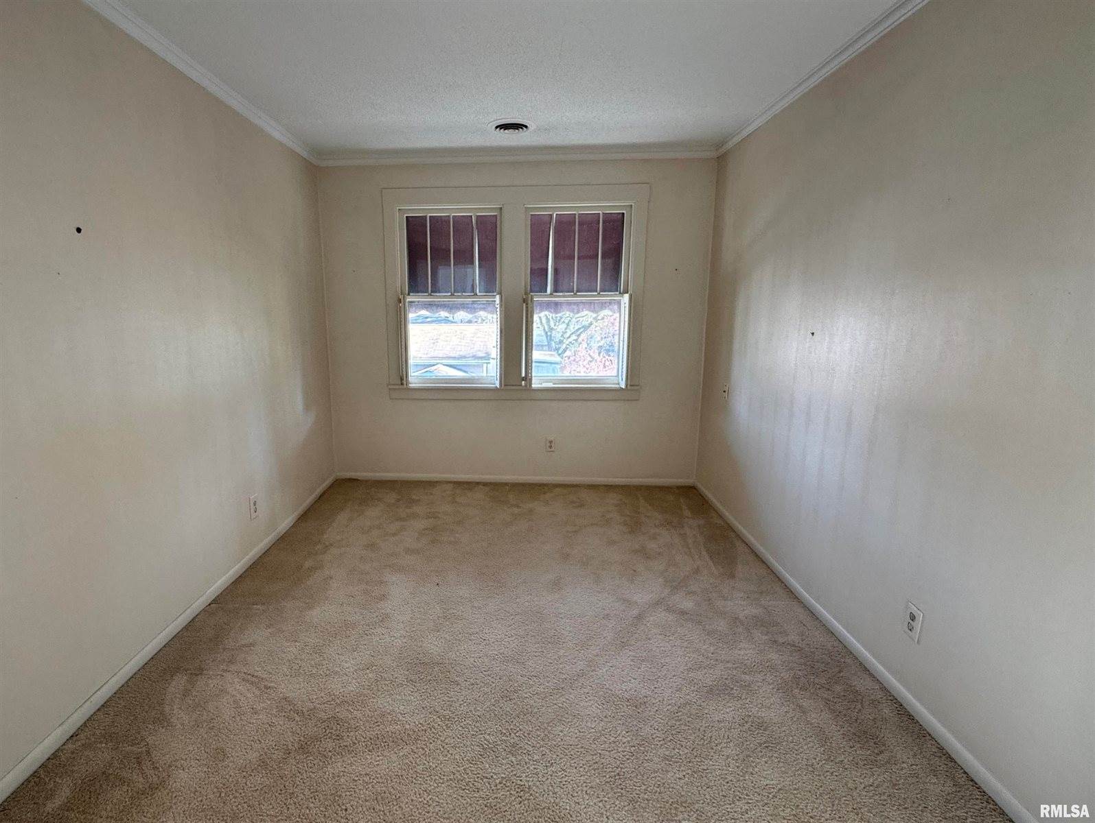 2125 Eastern Avenue, Davenport, IA 52803