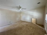 2125 Eastern Avenue, Davenport, IA 52803