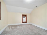 244 Grayston Avenue, Huntington, IN 46750