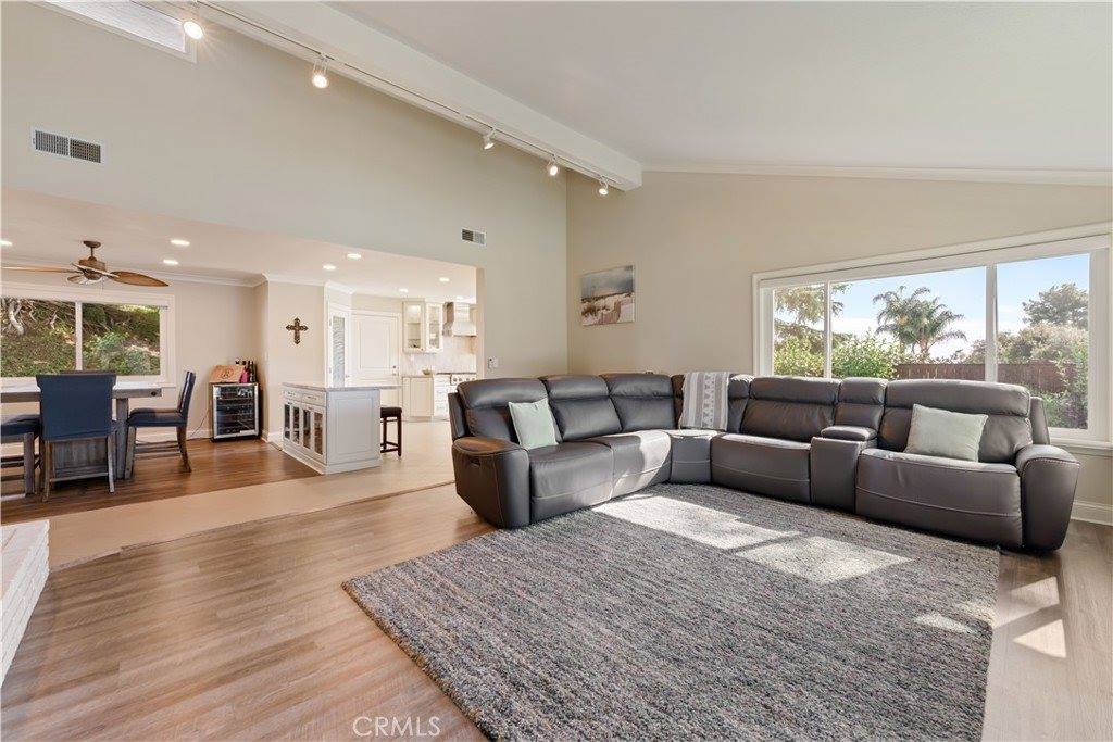 1249 Oakmead, La Verne, CA 91750