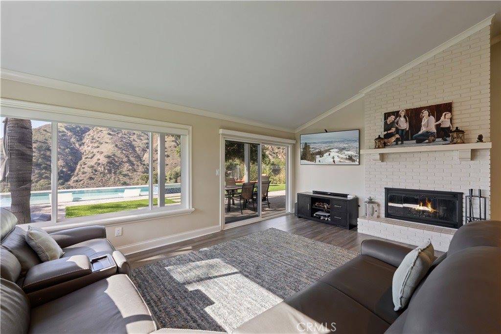 1249 Oakmead, La Verne, CA 91750