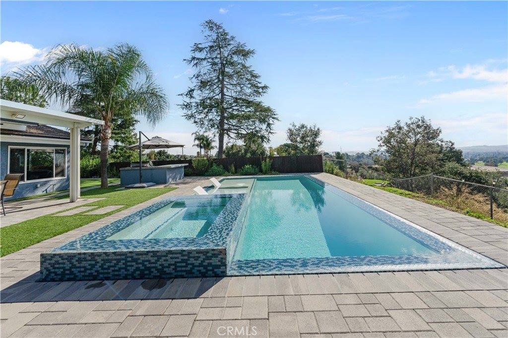 1249 Oakmead, La Verne, CA 91750