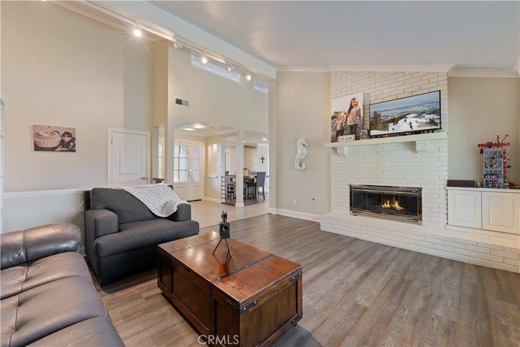 1249 Oakmead, La Verne, CA 91750