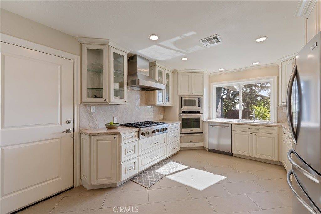 1249 Oakmead, La Verne, CA 91750