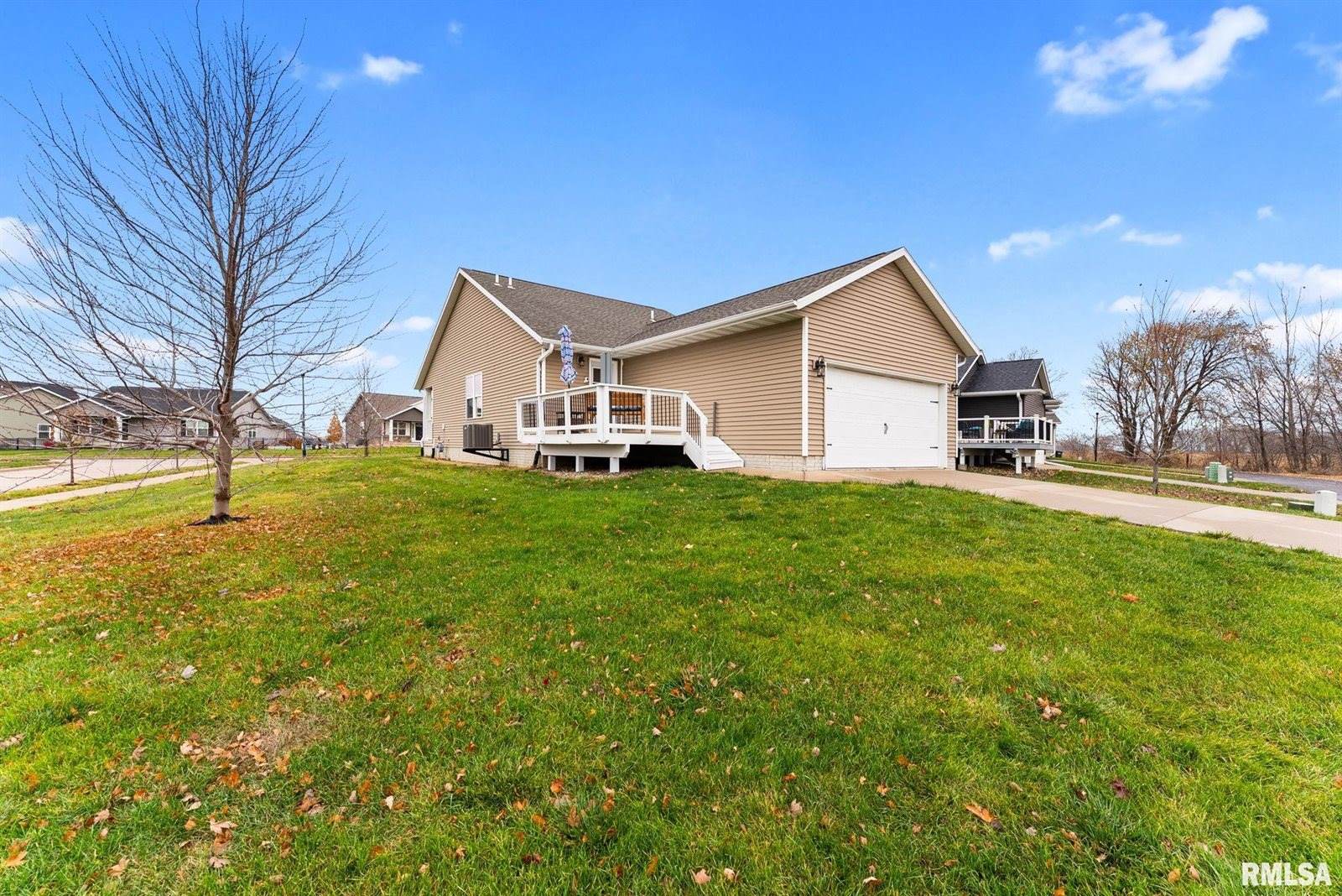 1572 Olde Brandy Lane, Davenport, IA 52807