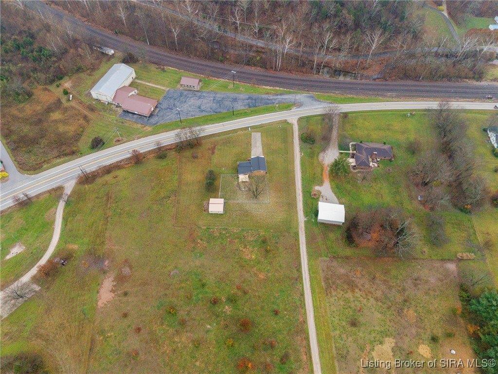 6075 Highway 335 NE, New Salisbury, IN 47114