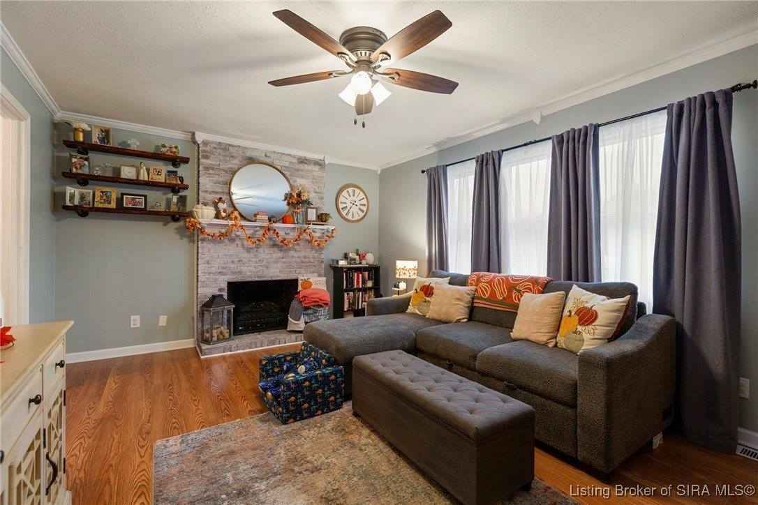6075 Highway 335 NE, New Salisbury, IN 47114