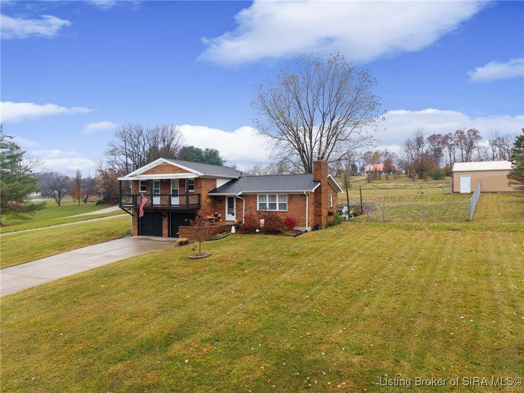 6075 Highway 335 NE, New Salisbury, IN 47114
