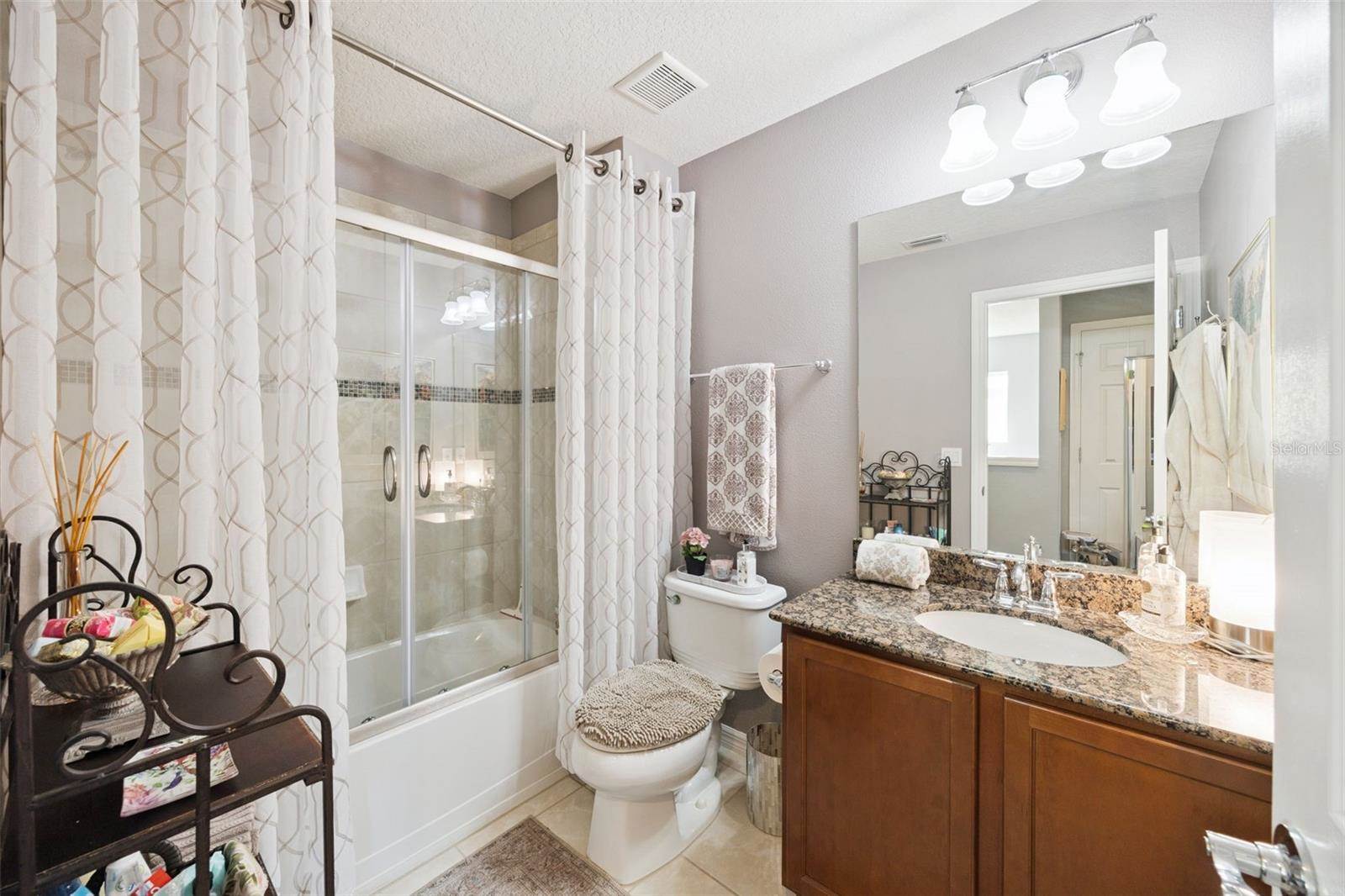 12033 Forsythia Drive, Orlando, FL 32827