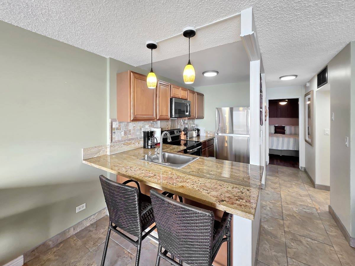 75-5782 Kuakini Highway, Kailua-Kona, HI 96740