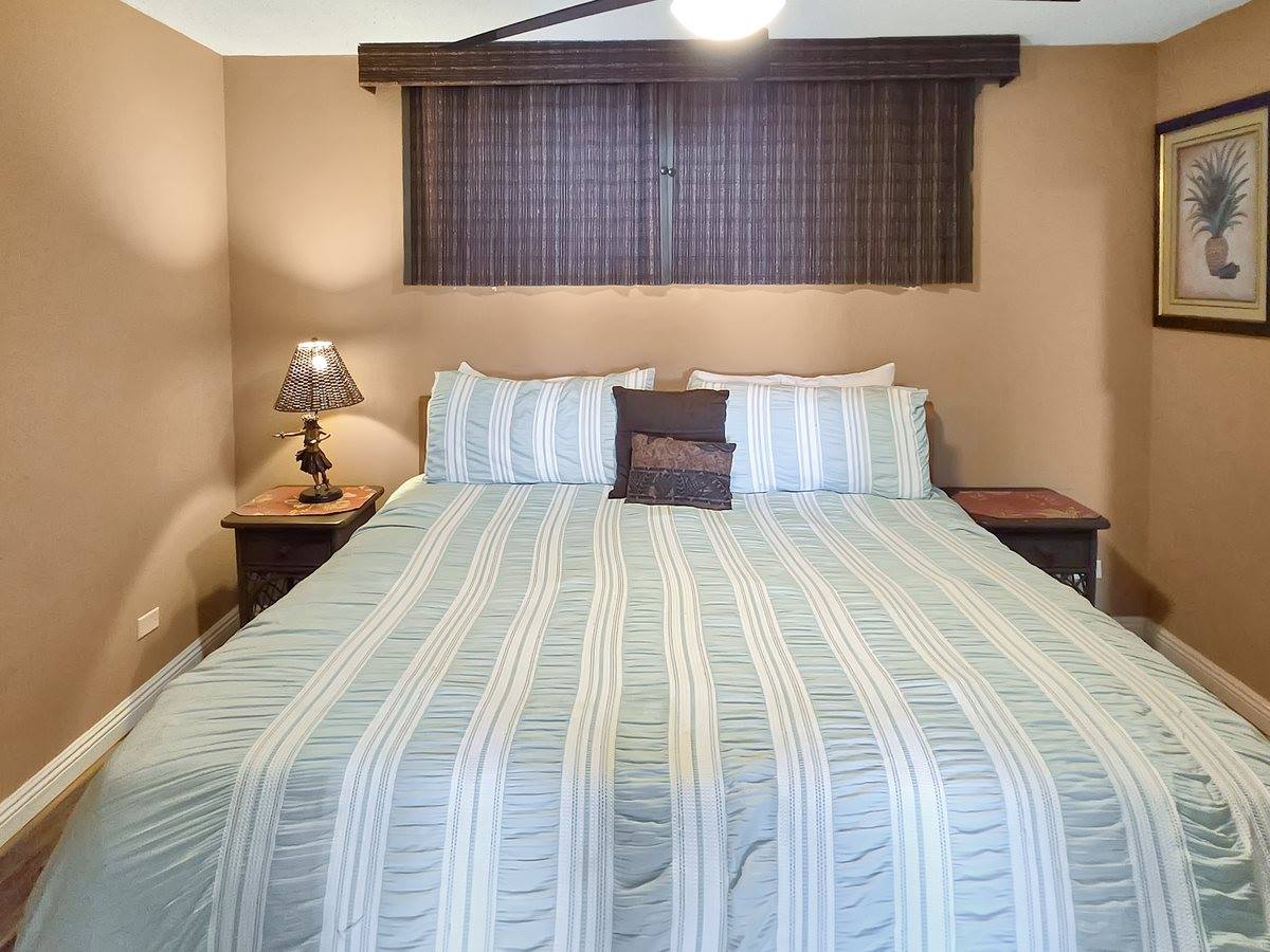 75-5782 Kuakini Highway, Kailua-Kona, HI 96740