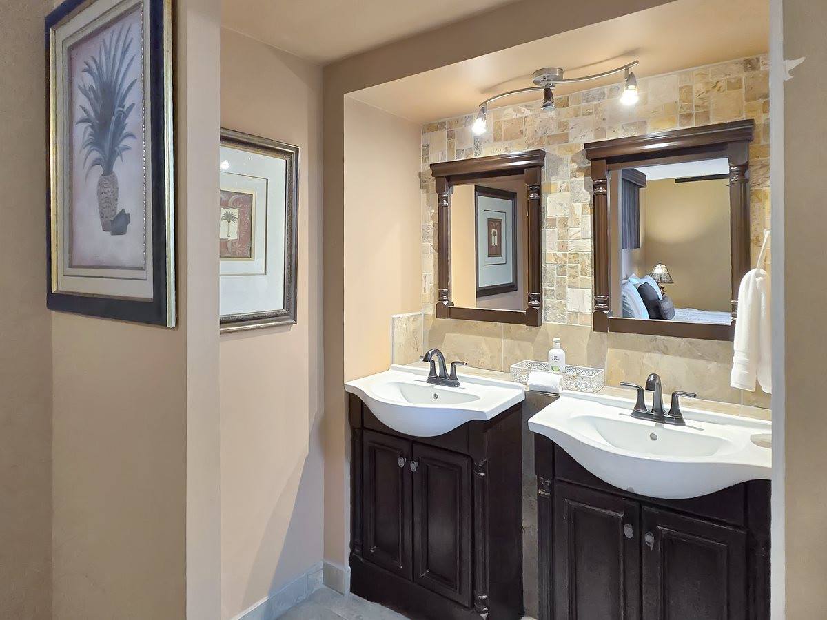 75-5782 Kuakini Highway, Kailua-Kona, HI 96740