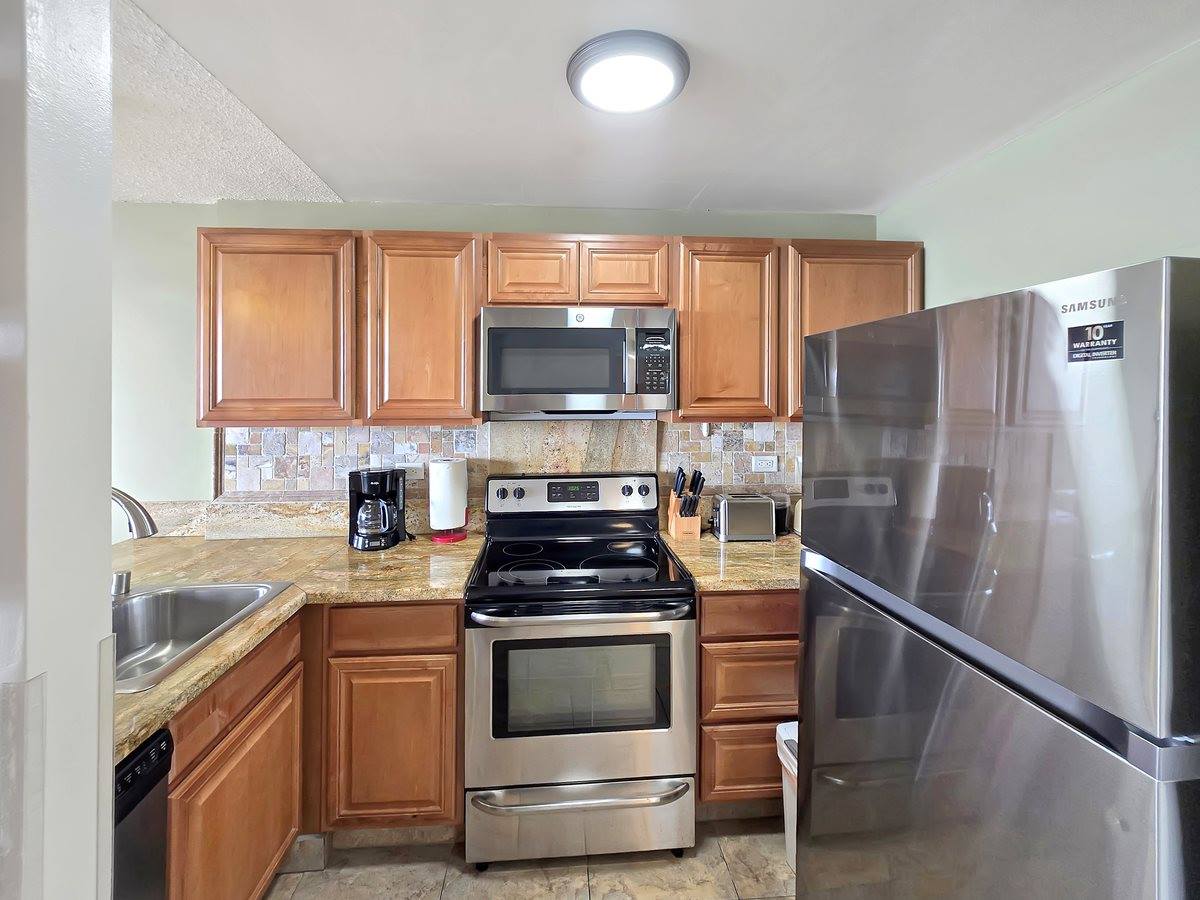 75-5782 Kuakini Highway, Kailua-Kona, HI 96740