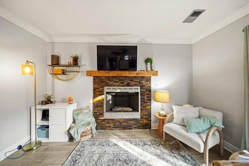 21315 West 56TH Street, Shawnee, KS 66218