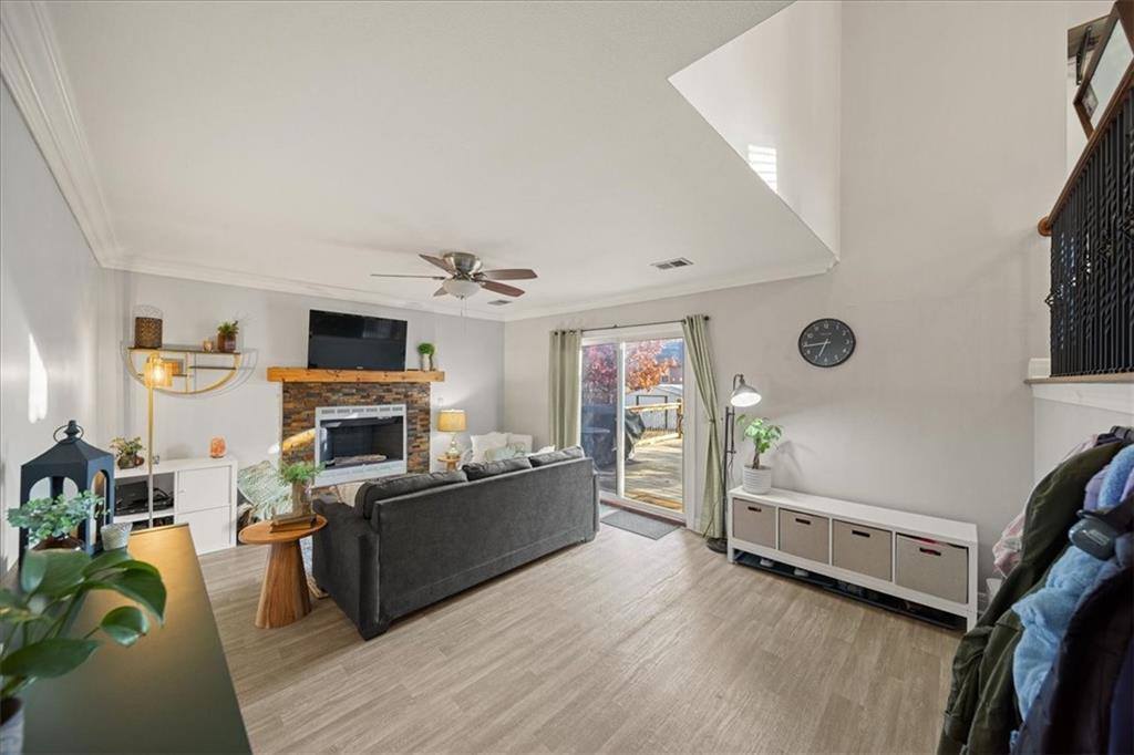 21315 West 56TH Street, Shawnee, KS 66218