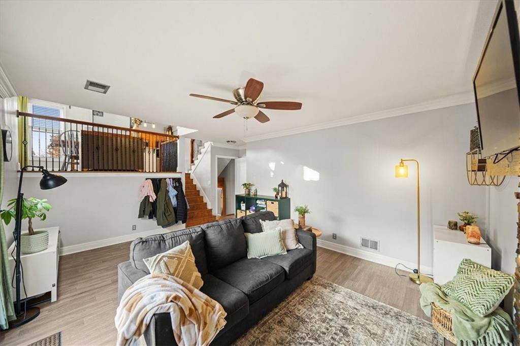 21315 West 56TH Street, Shawnee, KS 66218