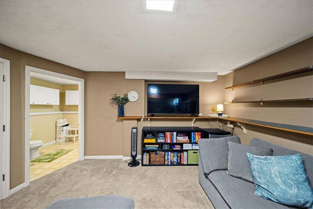 21315 West 56TH Street, Shawnee, KS 66218