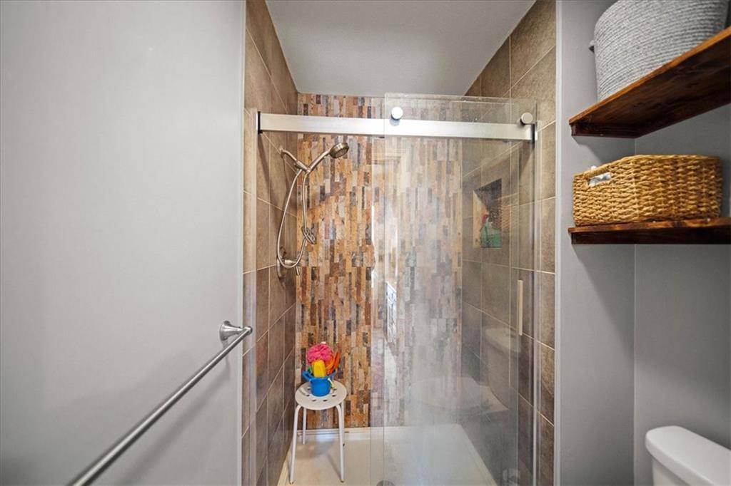 21315 West 56TH Street, Shawnee, KS 66218