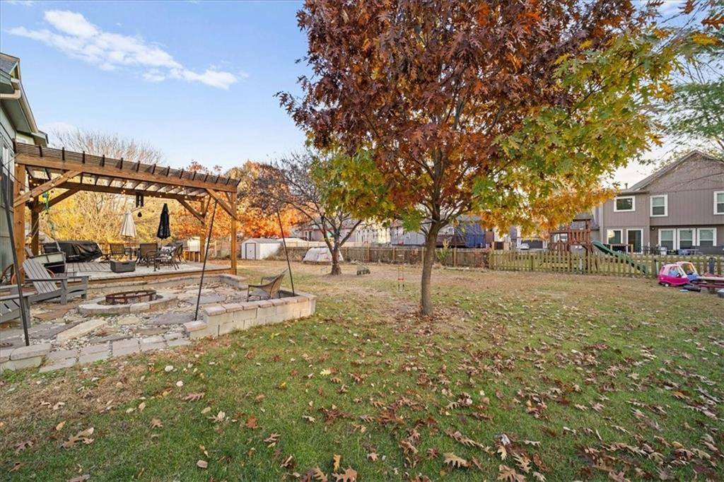 21315 West 56TH Street, Shawnee, KS 66218