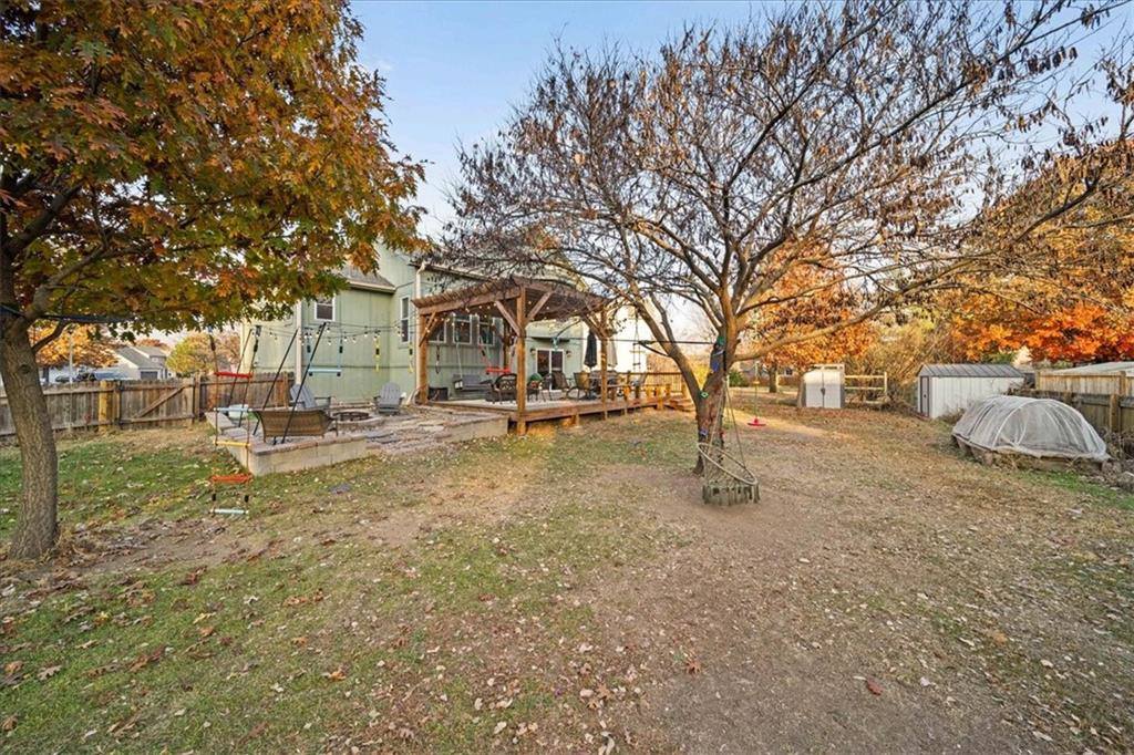 21315 West 56TH Street, Shawnee, KS 66218