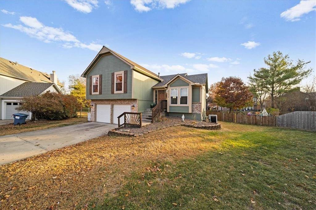 21315 West 56TH Street, Shawnee, KS 66218