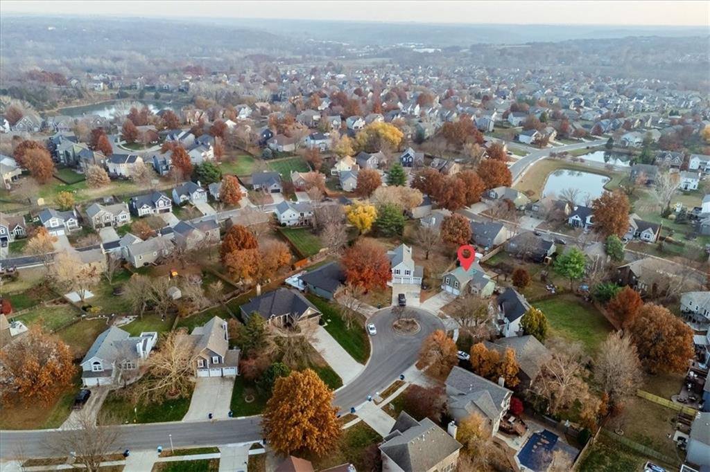 21315 West 56TH Street, Shawnee, KS 66218