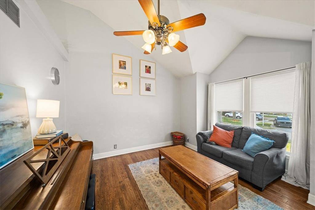 21315 West 56TH Street, Shawnee, KS 66218