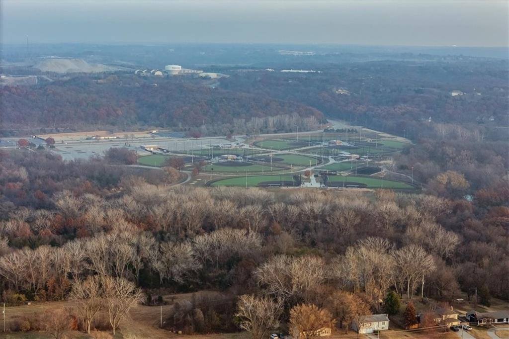 21315 West 56TH Street, Shawnee, KS 66218