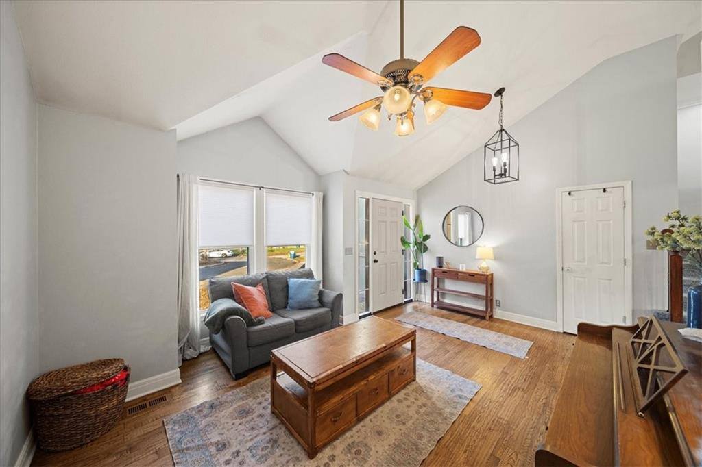 21315 West 56TH Street, Shawnee, KS 66218