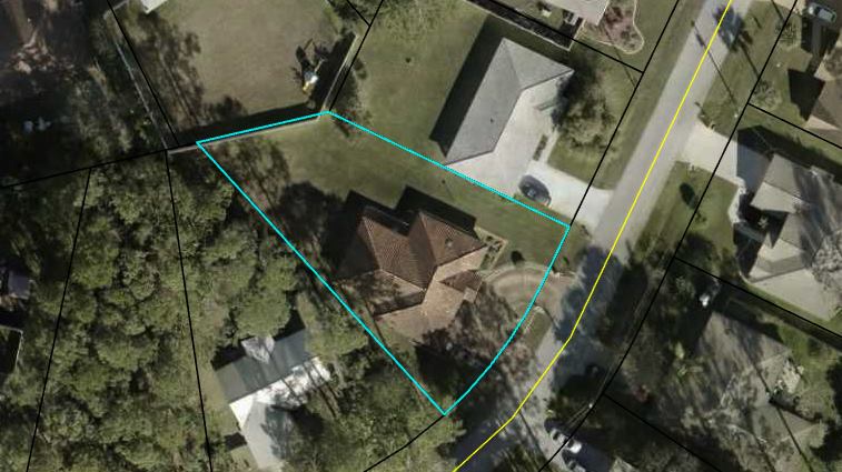 33 Banner Ln, Palm Coast, FL 32137