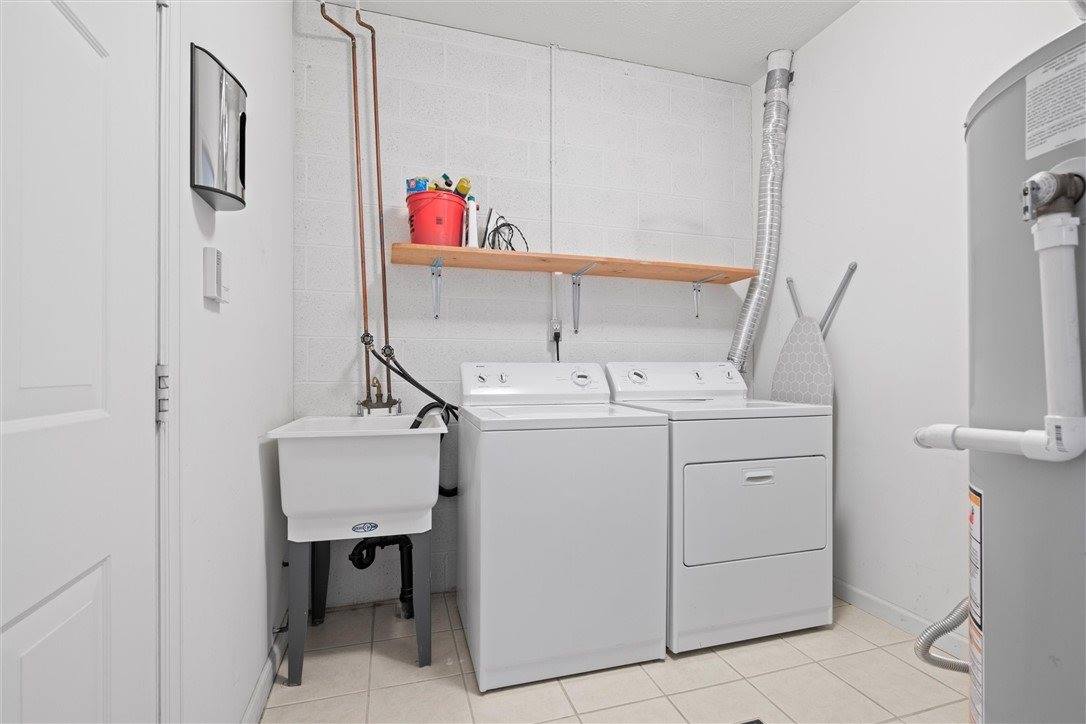 41 Elena Avenue, Lower Burrell, PA 15068