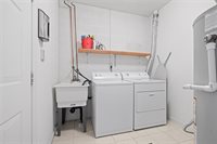 41 Elena Avenue, Lower Burrell, PA 15068