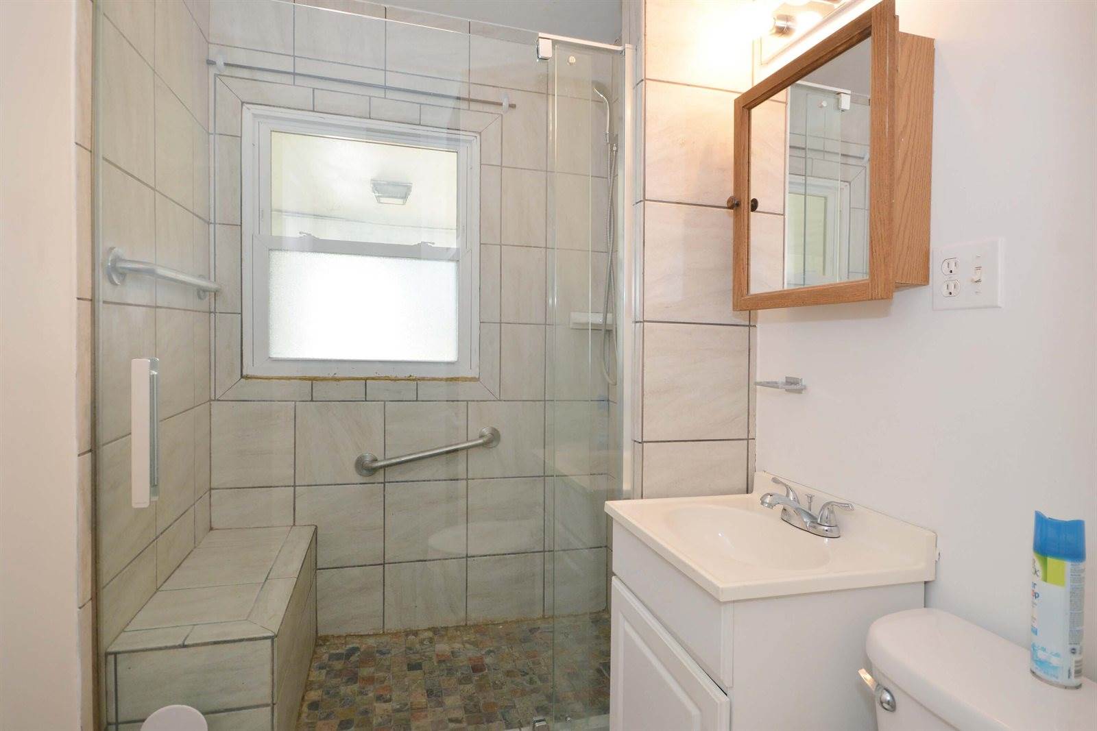 11 Fullerton, Galesburg, MI 49053