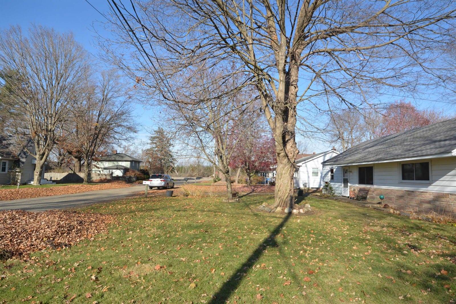 11 Fullerton, Galesburg, MI 49053