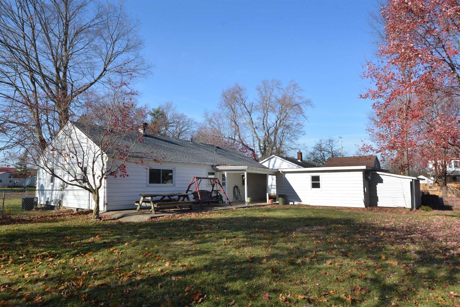 11 Fullerton, Galesburg, MI 49053